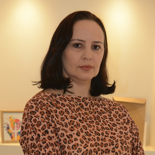 Ana Paula Ramos de Oliveira 